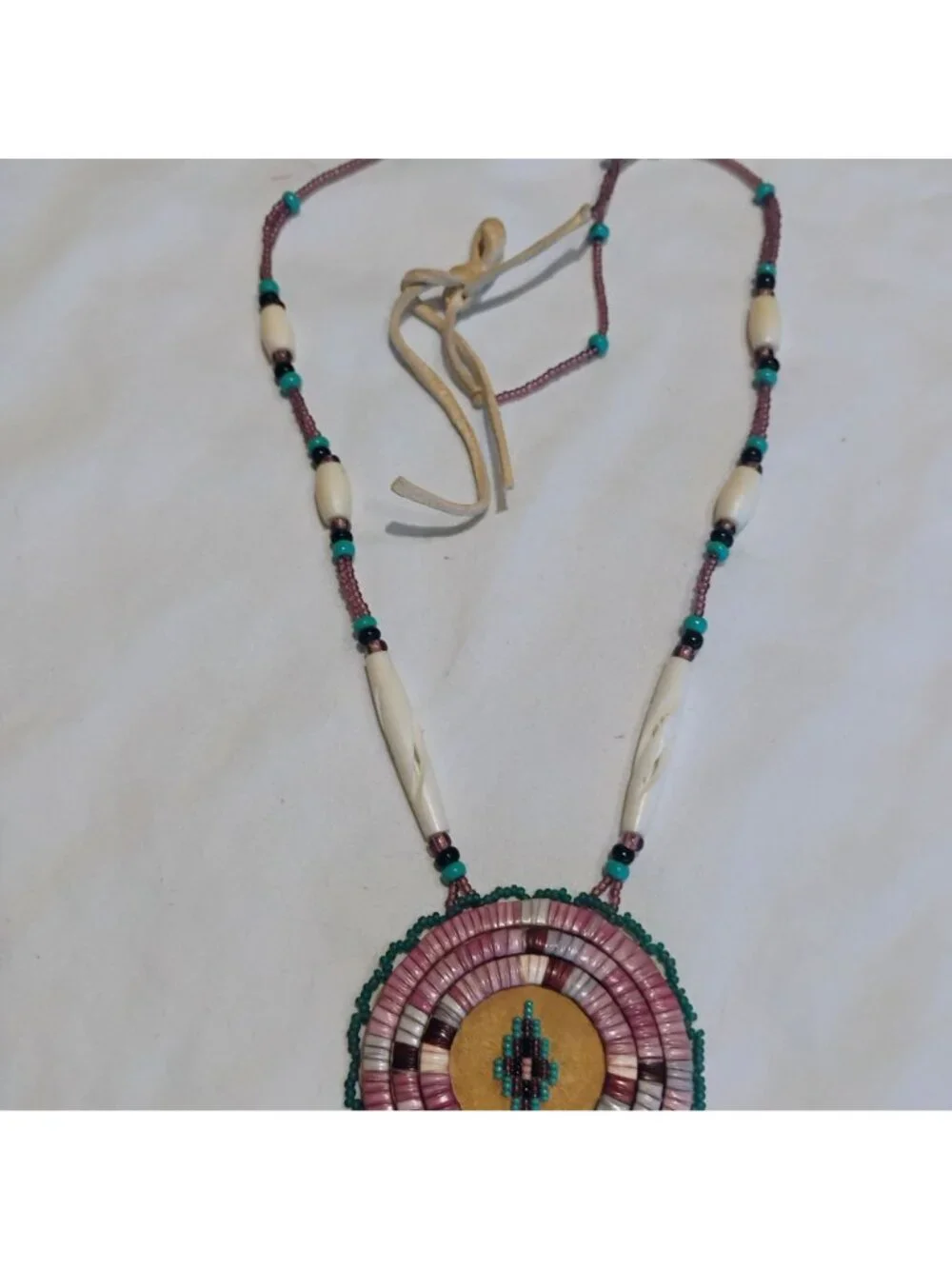 Vtg Native Wampum Bead Necklace Purple Spiny Oyster Shell on Leather - Picture 9 of 12